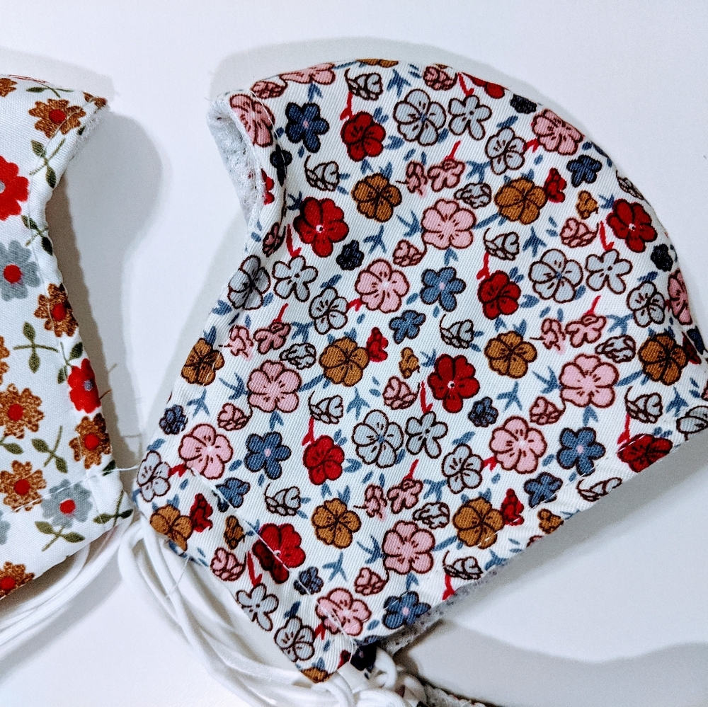 Set 5 floral design Face Masks, handmade - Picture 4 of 5